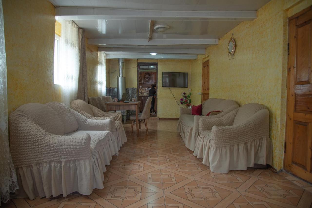 Oda Khulo المظهر الخارجي الصورة